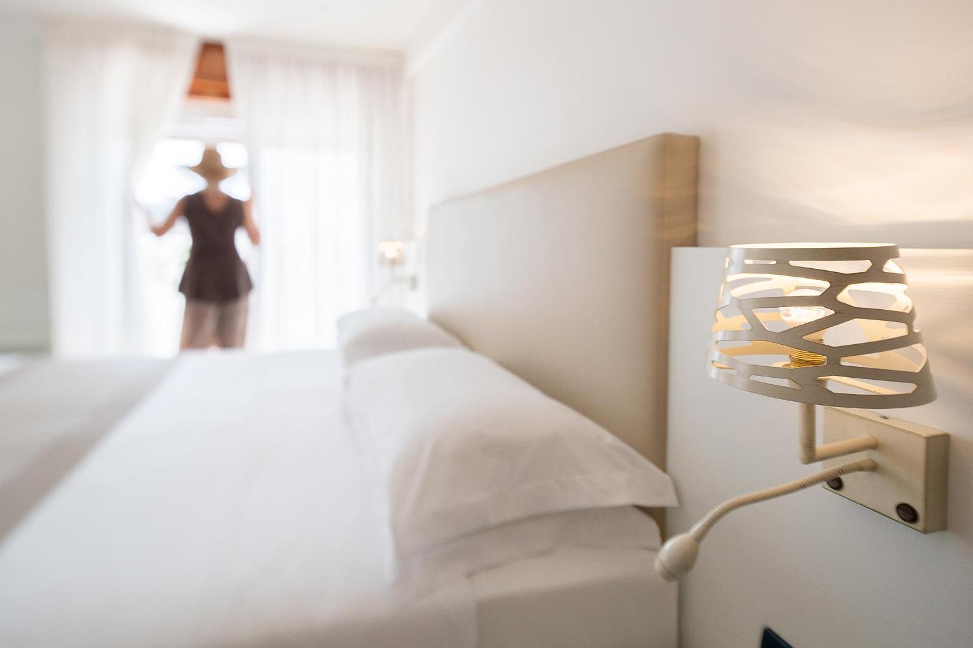 Fantinello Hotel Каорле Экстерьер фото