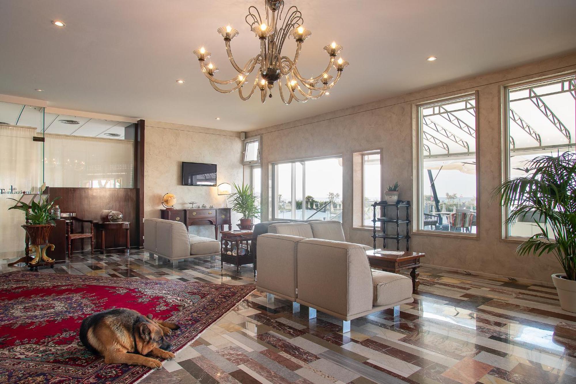 Fantinello Hotel Каорле Экстерьер фото