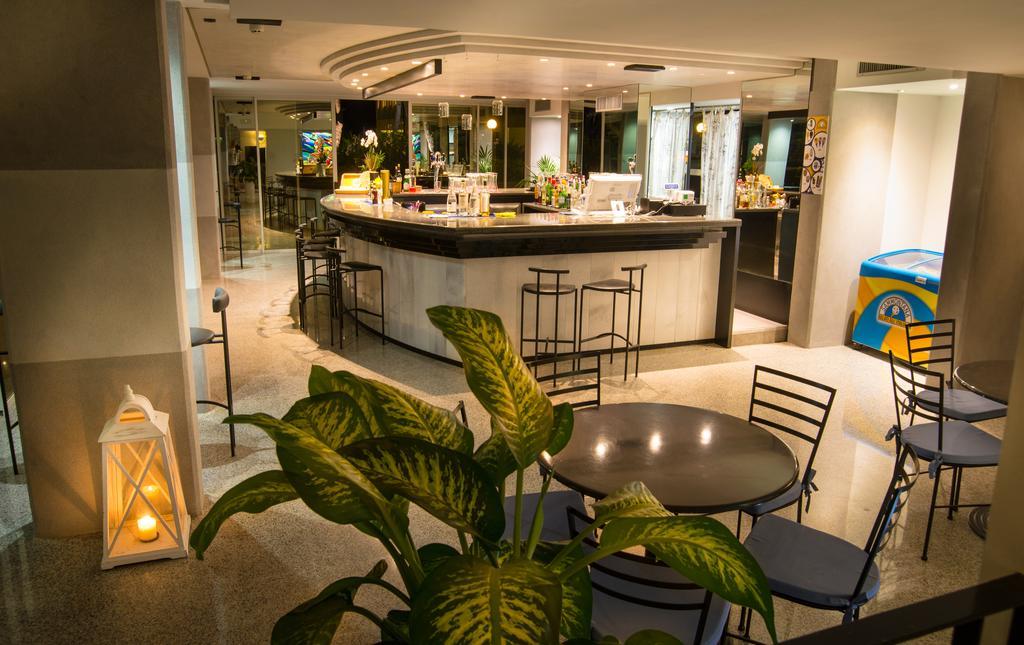 Fantinello Hotel Каорле Экстерьер фото